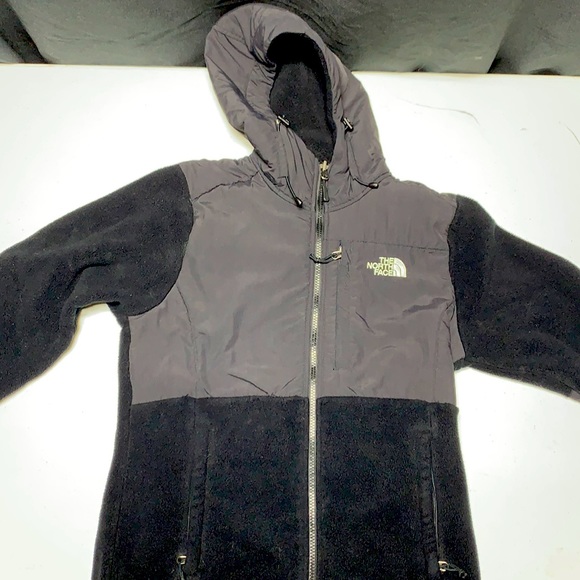 The North Face Polartec Women’s Jacket - SM- Black - Picture 1 of 6